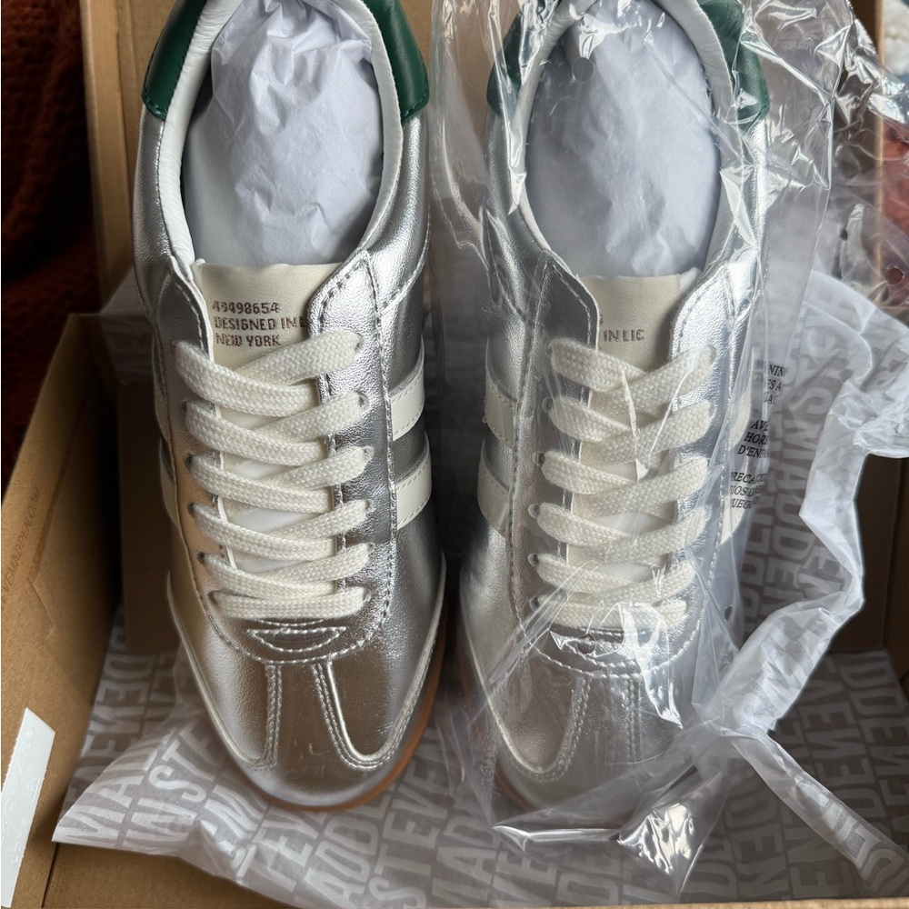Silver and Green‎ Sneakers - Picture 2 of 2